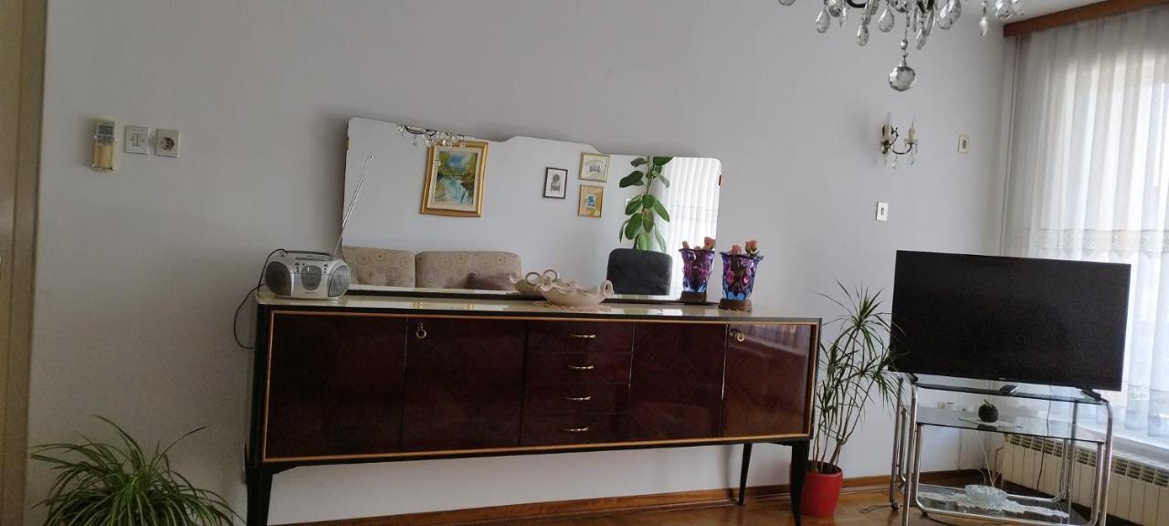7 Flower Street Apartment Sempeter pri Gorici Ngoại thất bức ảnh